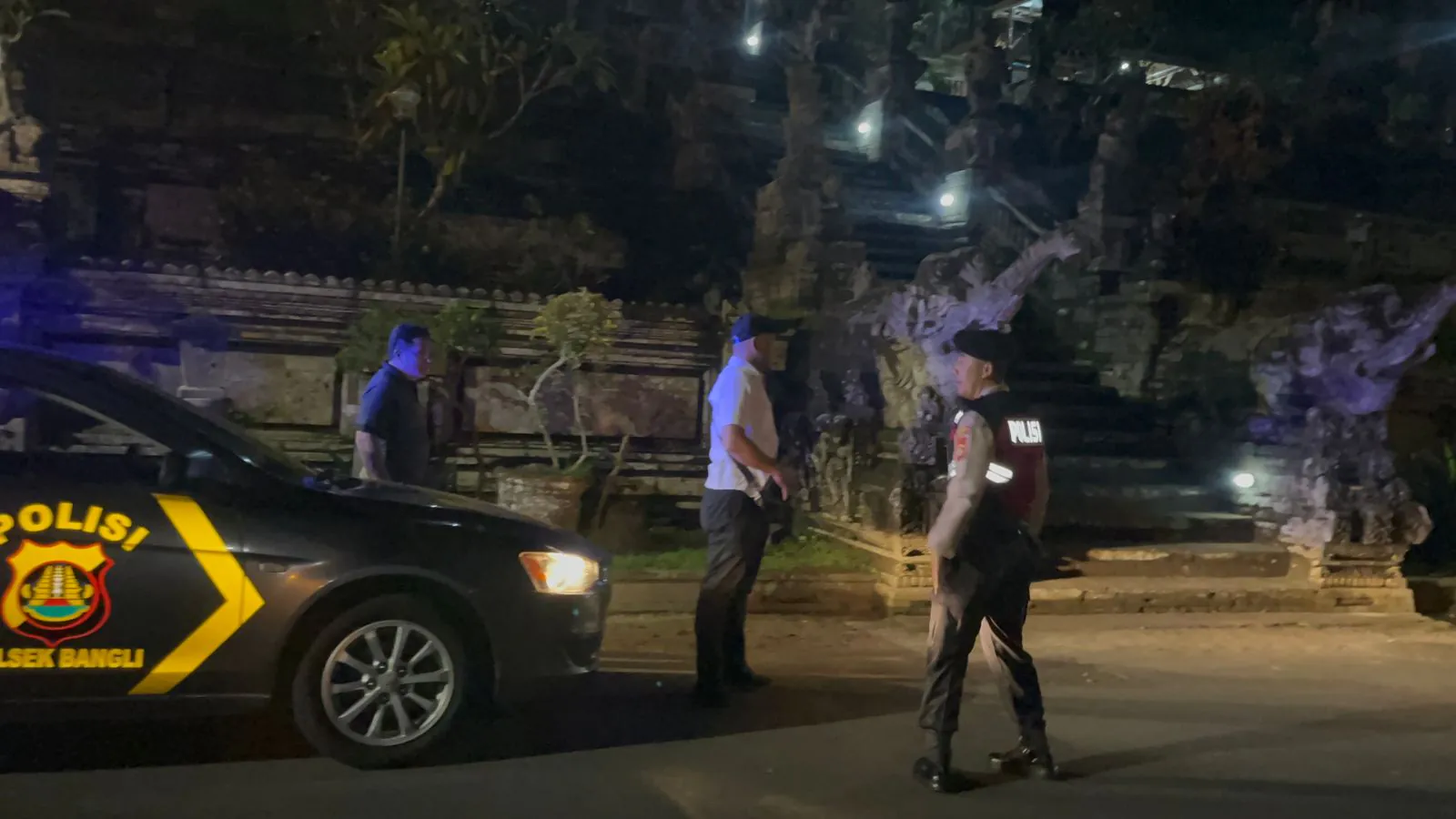 Jaga Situasi Tetap Kondusif, Polsek Bangli Intensifkan Kegiatan Blue Light Patrol