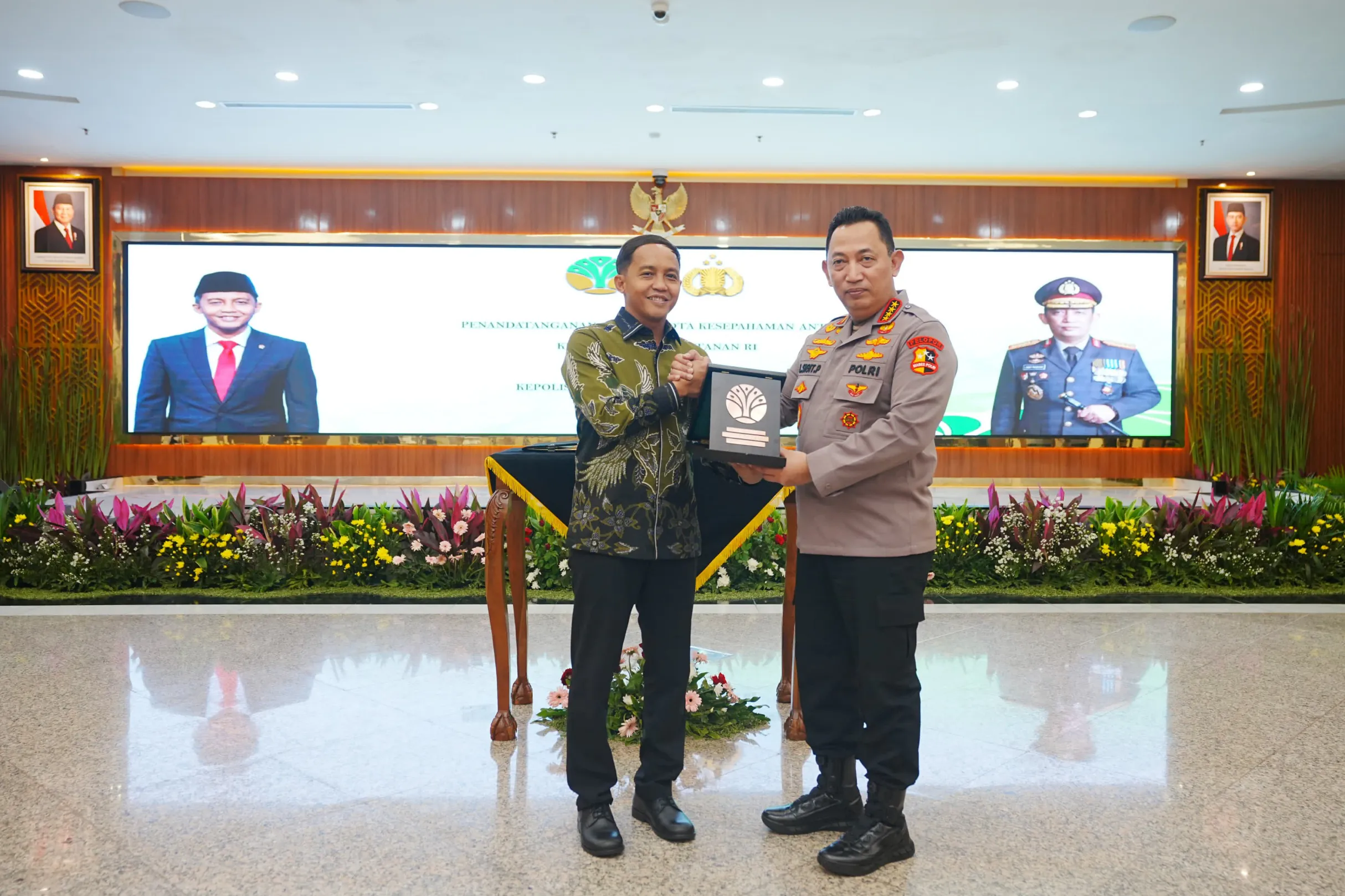 Kapolri dan Menhut Perkuat Sinergitas Upaya Perlindungan Kawasan Hutan