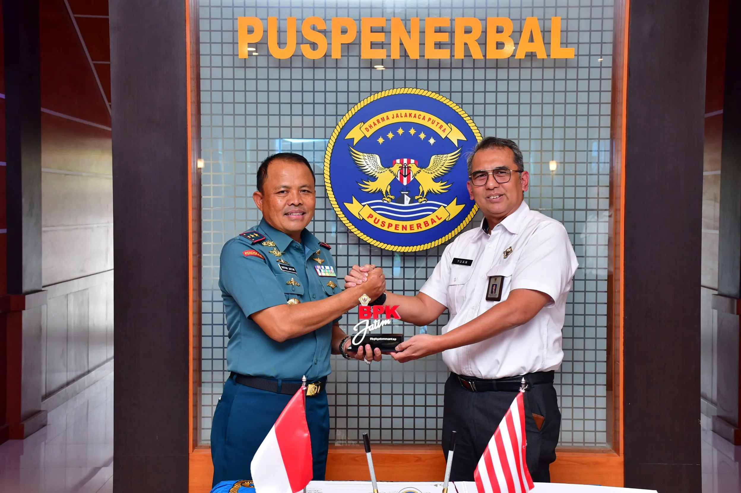 Komandan Puspenerbal Terima Courtessy Call Kepala BPK Perwakilan Provinsi Jawa Timur