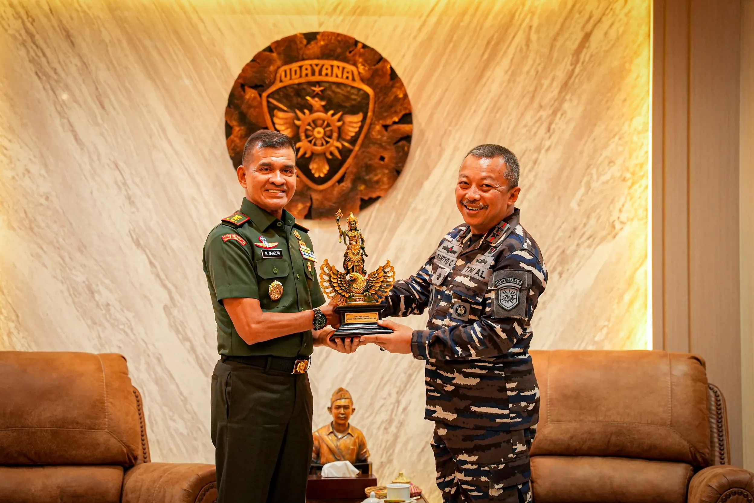 Pangkoarmada II Laksanakan Courtesy Call ke Pangdam IX/Udayana Terkait MNEK 2025