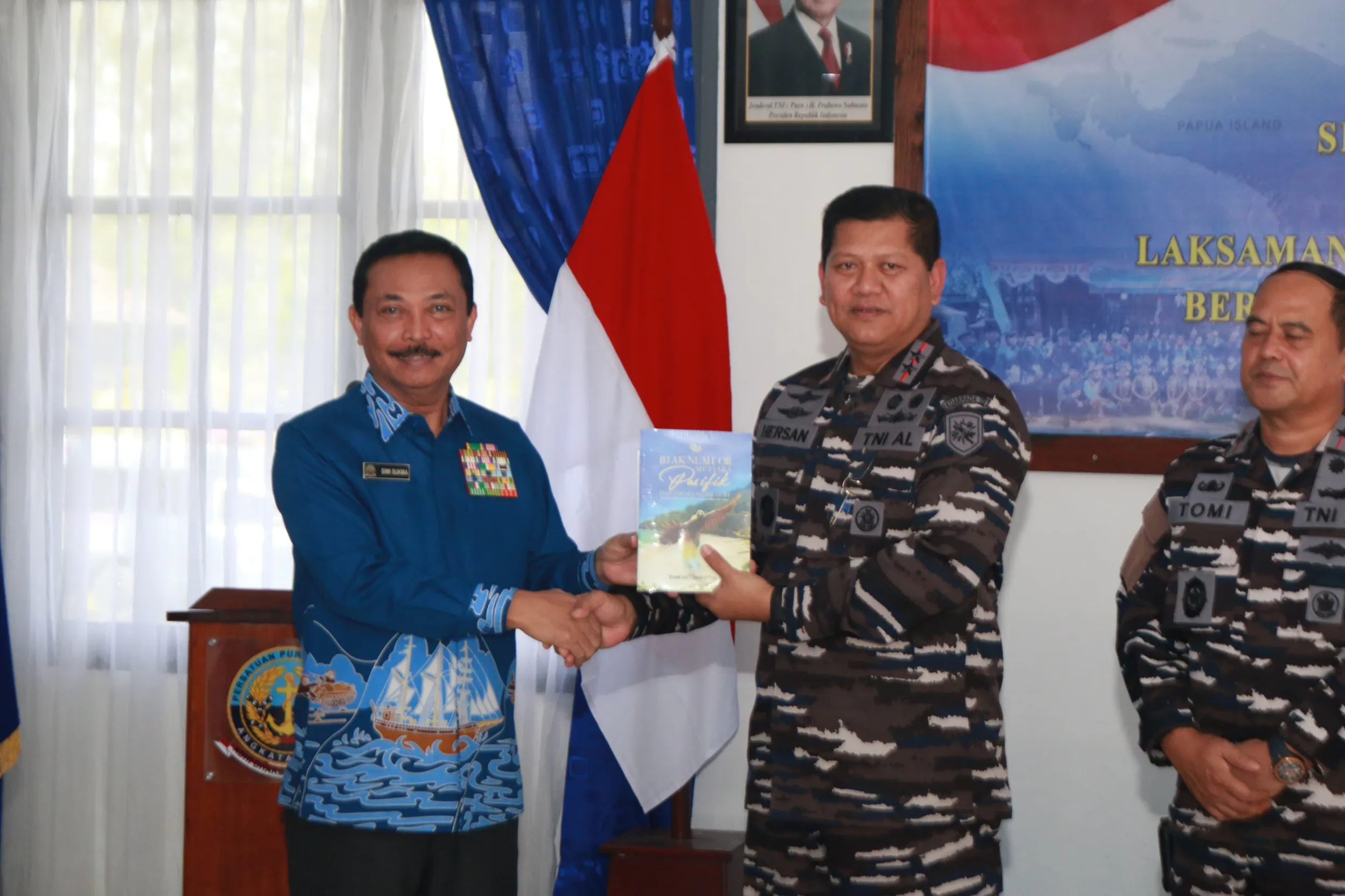 Pangkoarmada III Dampingi Kunjungan Kerja Ketua Umum PPAL di Biak