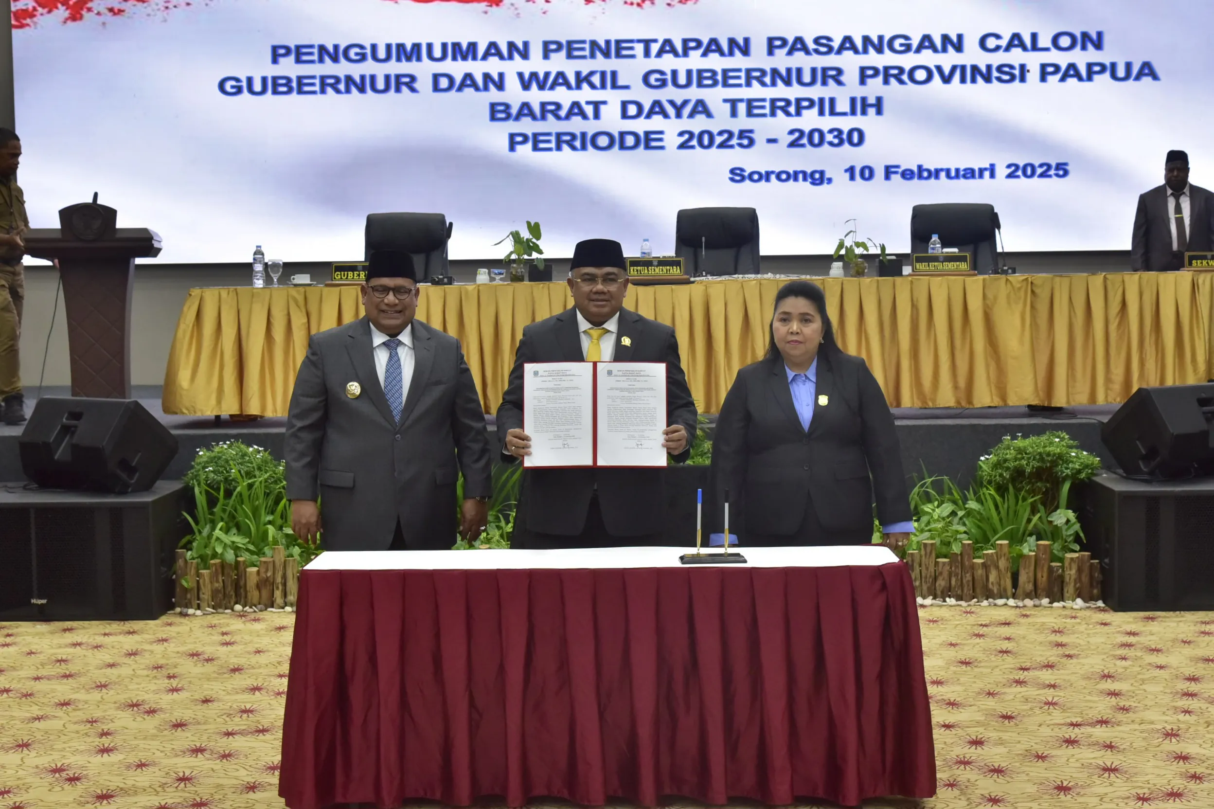 Pangkoarmada III Hadiri Rapat Paripurna Istemewa DPRD Tentang Penetapan Calon terpilih Gubernur dan Wakil Gubernur Provinsi Papua Barat Daya