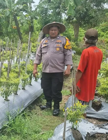 Dukung Ketahanan Pangan, Polsek Sidoarjo Kota Turun ke Warga