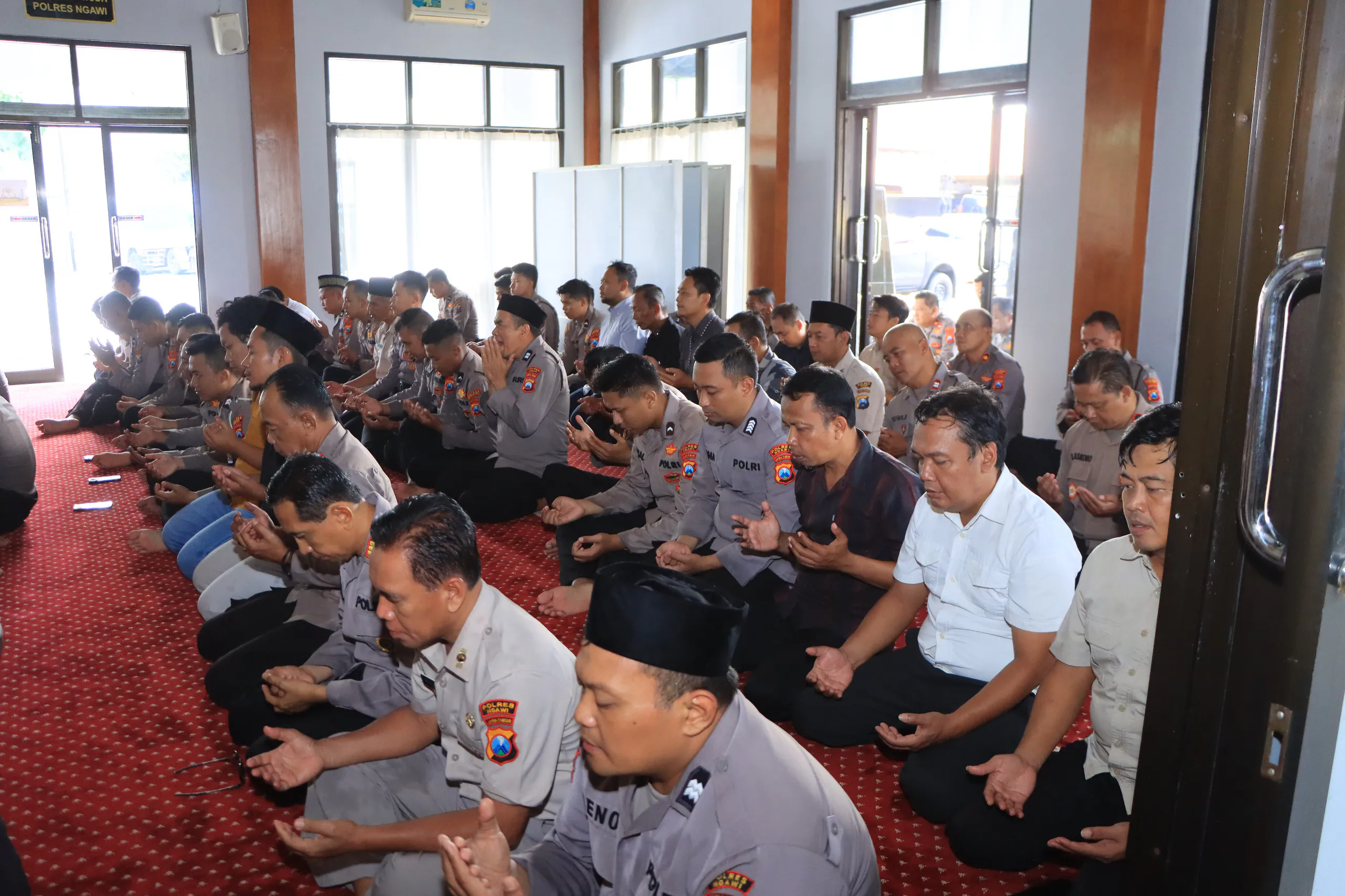 Polres Ngawi Gelar Shalat Gaib dan Doa untuk Tiga Anggota Polri yang Gugur di Way Kanan Lampung