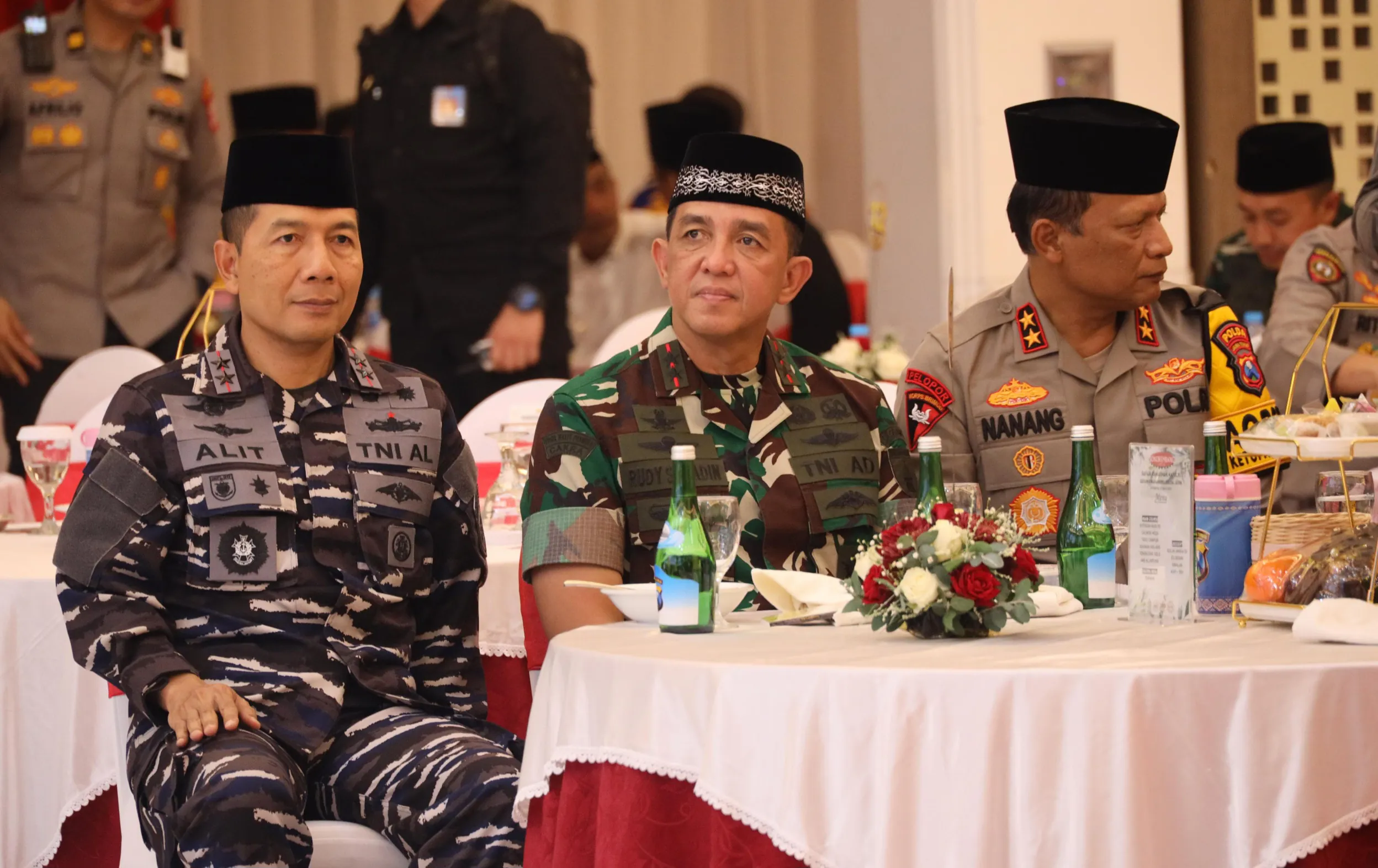 Jalin Silaturahmi Dengan Tokoh Ulama, Pangkoarmada II Hadiri Safari Ramadan Kapolri di Jatim