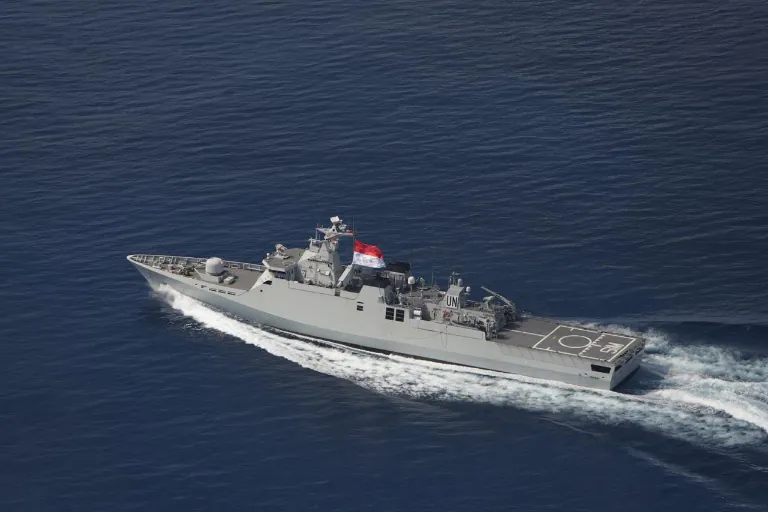 KRI Sultan Iskandar Muda-367 dan Lebanese Armed Forces Air Force Gelar Latihan Vertrep di Laut Mediterania