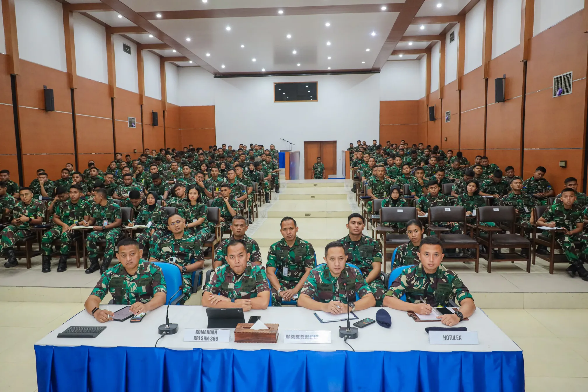 Prajurit KRI Sultan Hasanuddin-366 Ikuti Video Conference PRMT untuk Seleksi Satgas MTF Konga XXVIII-Q