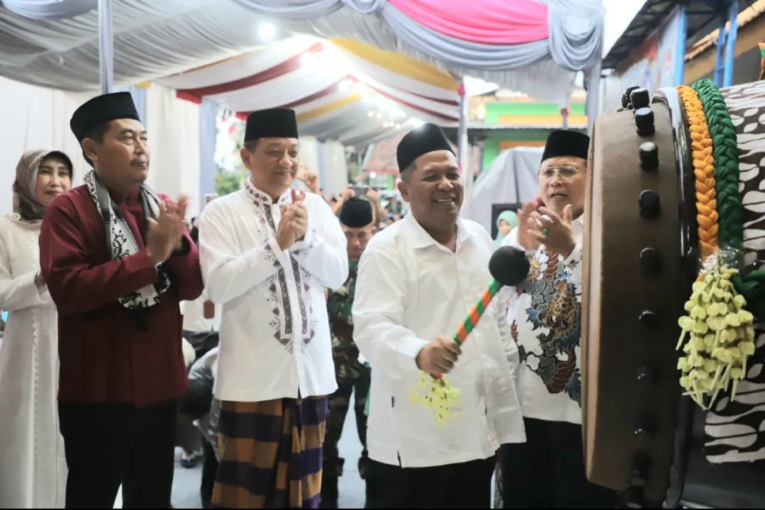 Masjid At-Taqwa SMPN 1 Mojoagung Diresmikan Gus Wabup Salmanudin.