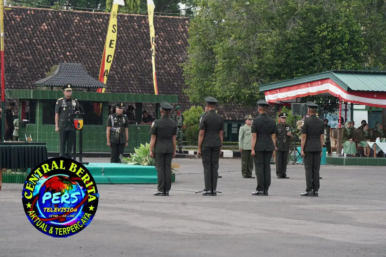 1.027 Siswa Tamtama Resmi Sandang Prajurit TNI-AD Berpangkat Prada
