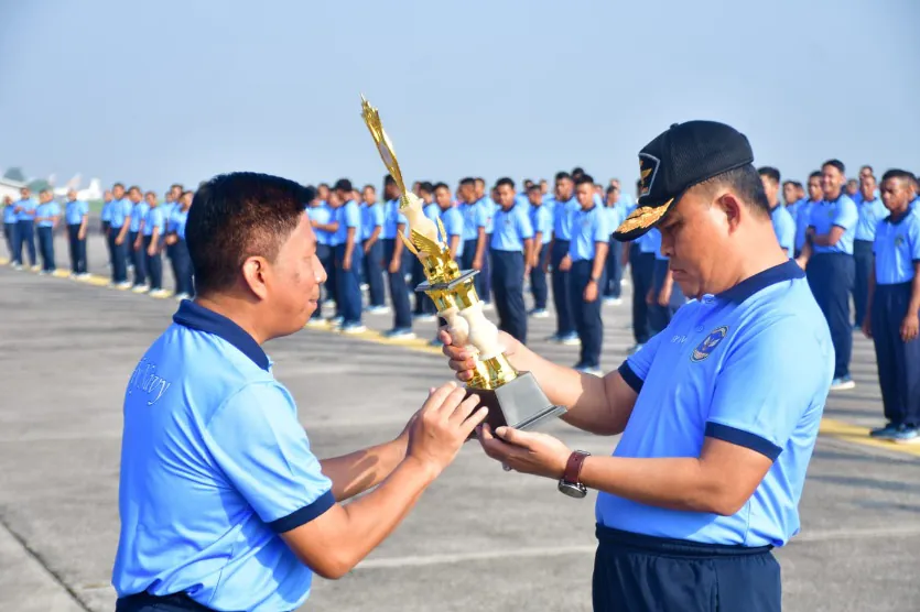 Komandan Puspenerbal Apresiasi Prajuritnya Raih Juara Umum Kejuaraan Pencak Silat East Java Tournamen 2025