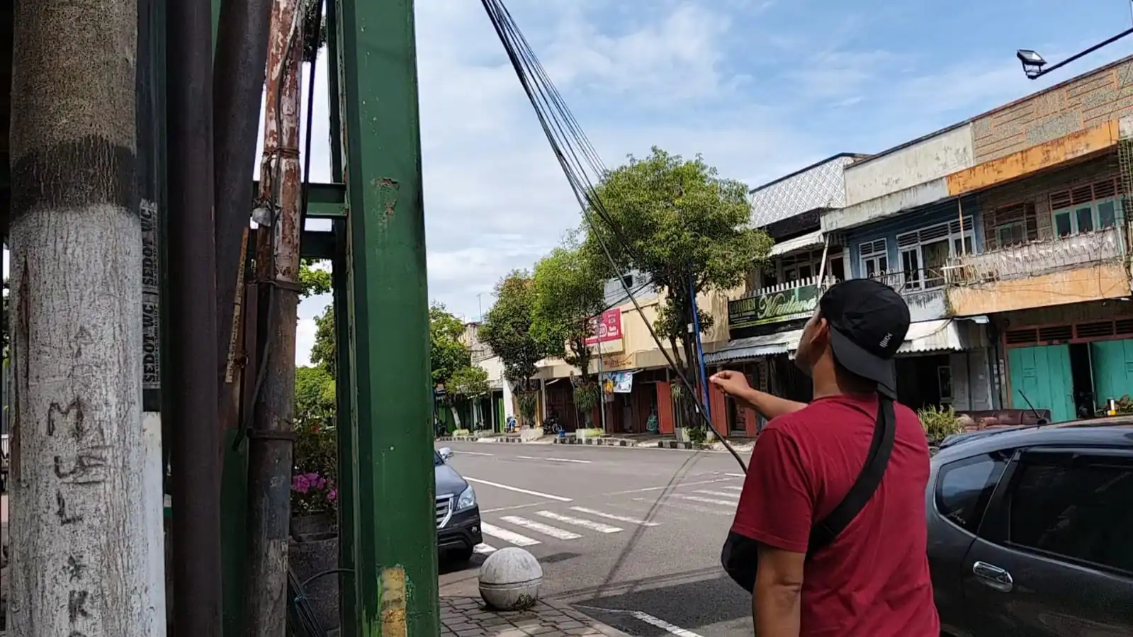 LIRA Magetan Kritisi lambannya Pemkab Magetan Tangani Semrawutnya Kabel di Wilayahnya