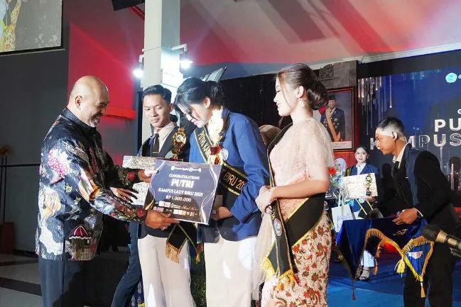 Universitas Hangtuah Sukses Gelar Grand Final Pemilihan Putra Putri Kampus (PPK).