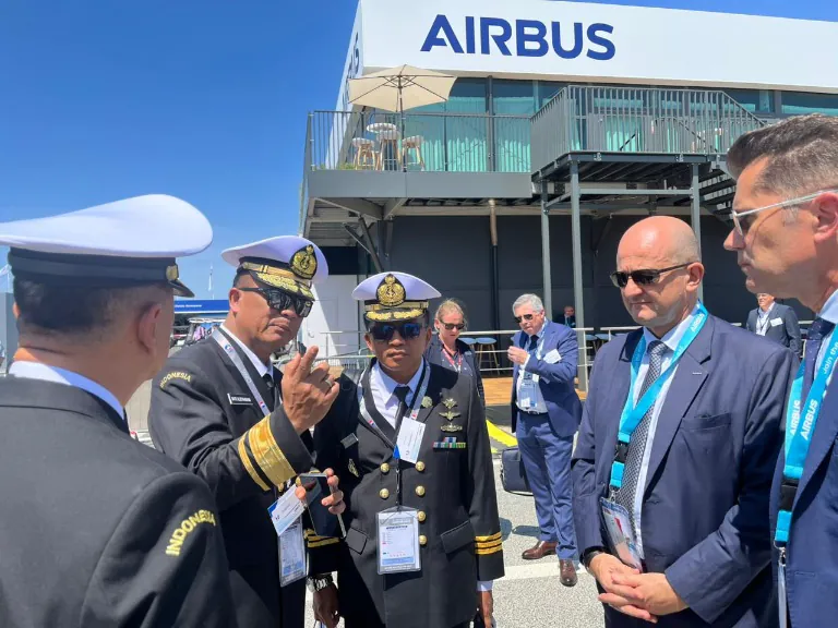 Wakili Kasal, Komandan Puspenerbal Hadiri Paris Air Show 2025