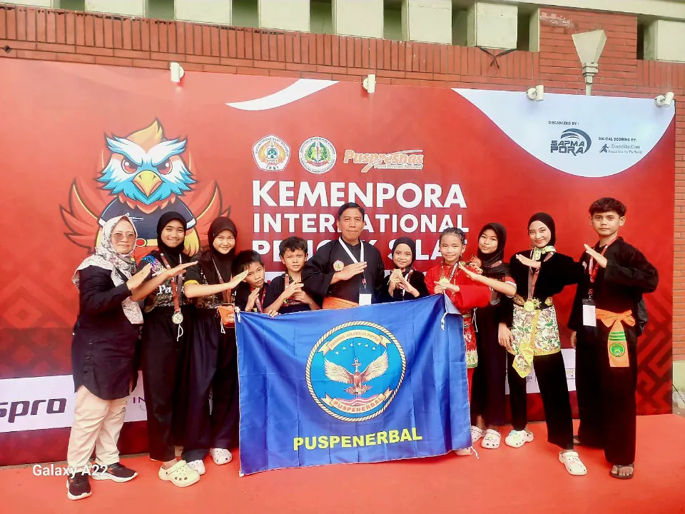 Atlet Pelajar Binaan Puspenerbal Sabet Delapan Medali di Kejuaraan Pencak Silat Internasional Kemenpora 2025