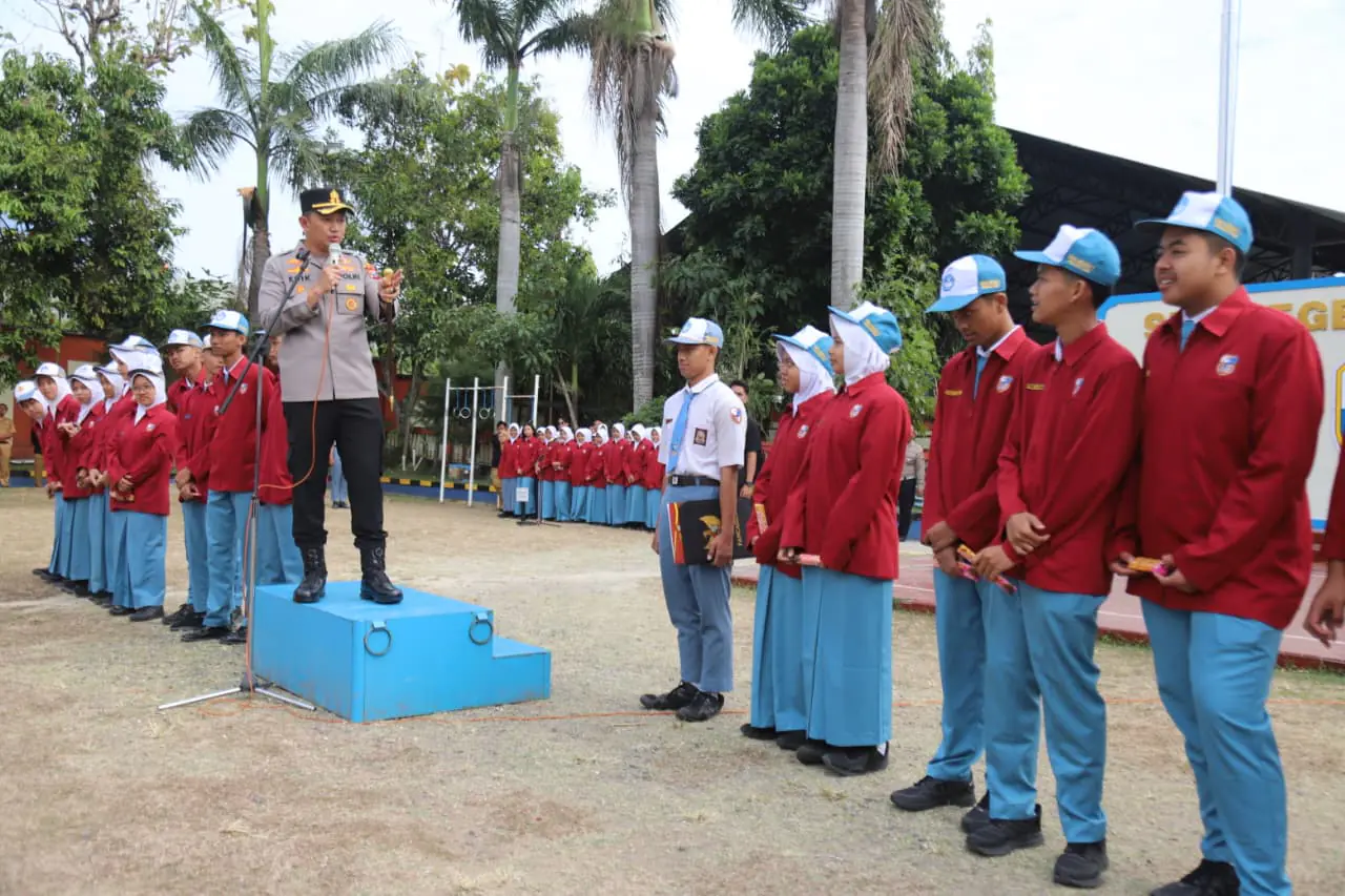 Police Goes To School, Kapolres Magetan Ajak Pelajar Bijak Bermedsos dan Jauhi Anarkisme