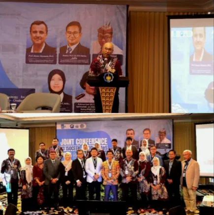 Universitas Hang Tuah dan ITS Hadirkan Kolaborasi Global di Joint Conference ICOMMES & ISOCEEN 2025
