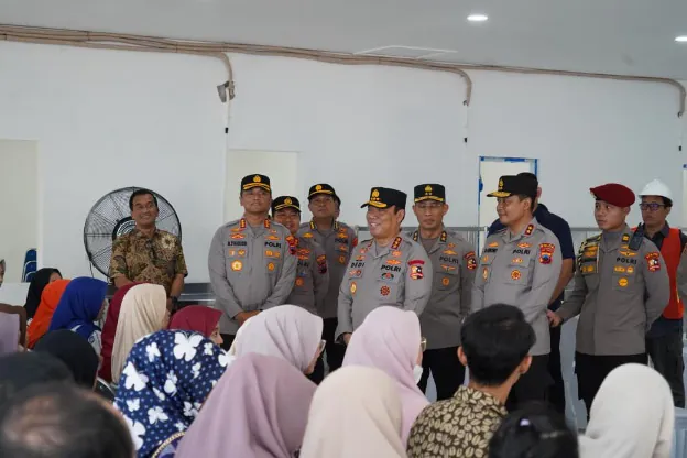 Wakapolri Tinjau Pembangunan SPPG Polri Polda Jateng