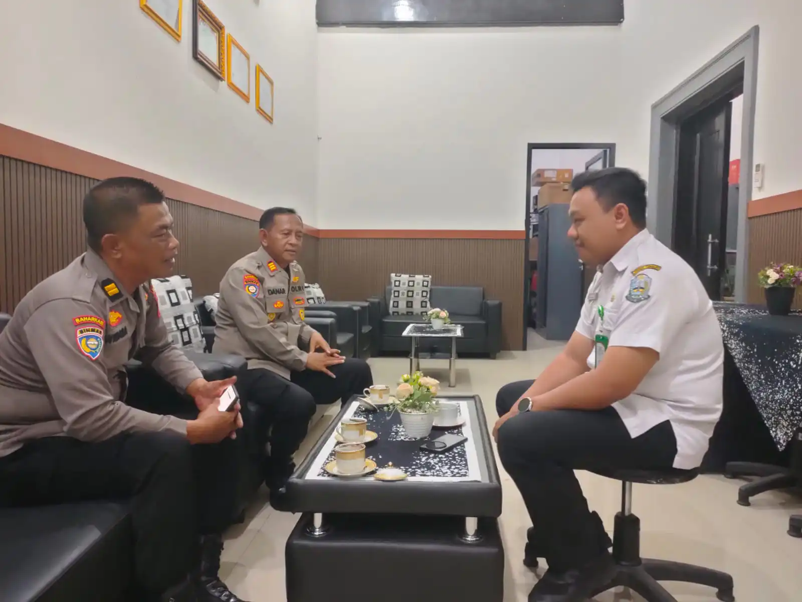 Antisipasi Gangguan Kamtibmas Saat Libur Ramadan, Satbinmas Polres Madiun Kota Sambangi Diknas hingga Sekolah