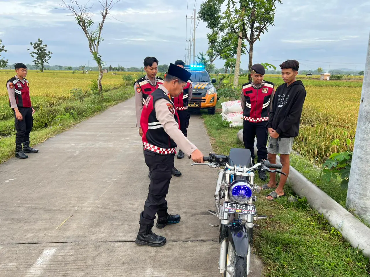 Jelang Subuh, Polres Ngawi Patroli Antisipasi Balap Liar dan Sound Horeg