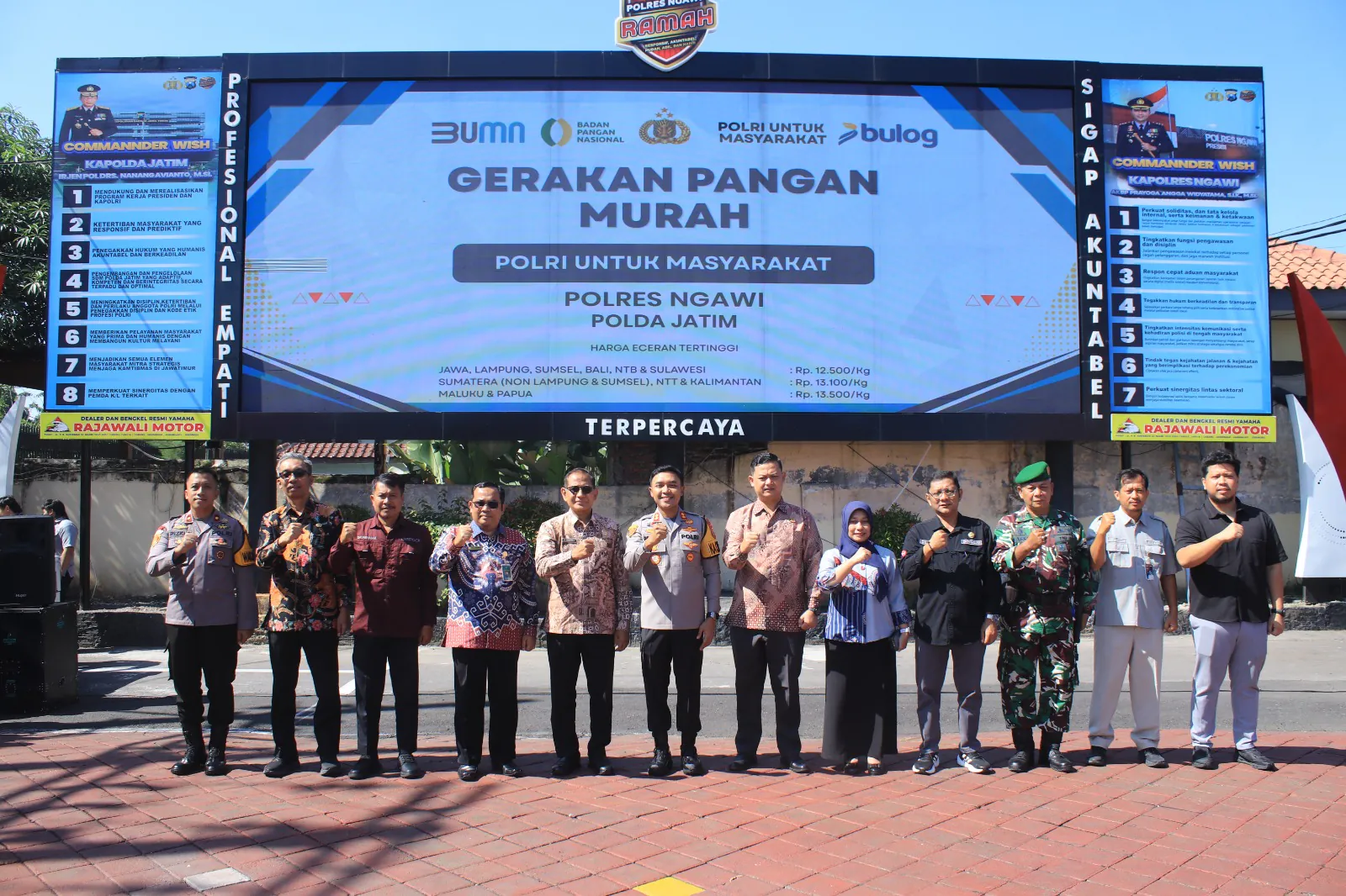 GPM Serentak, Pasar Murah Polres Ngawi Diserbu Warga