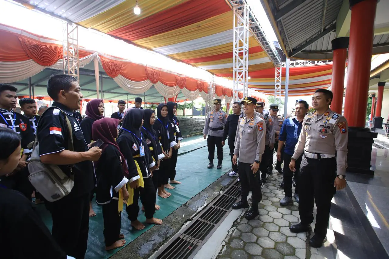 Polres Madiun Gelar Apel Kesiapan Pengamanan Pengesahan Warga Baru IKS PI Kera Sakti