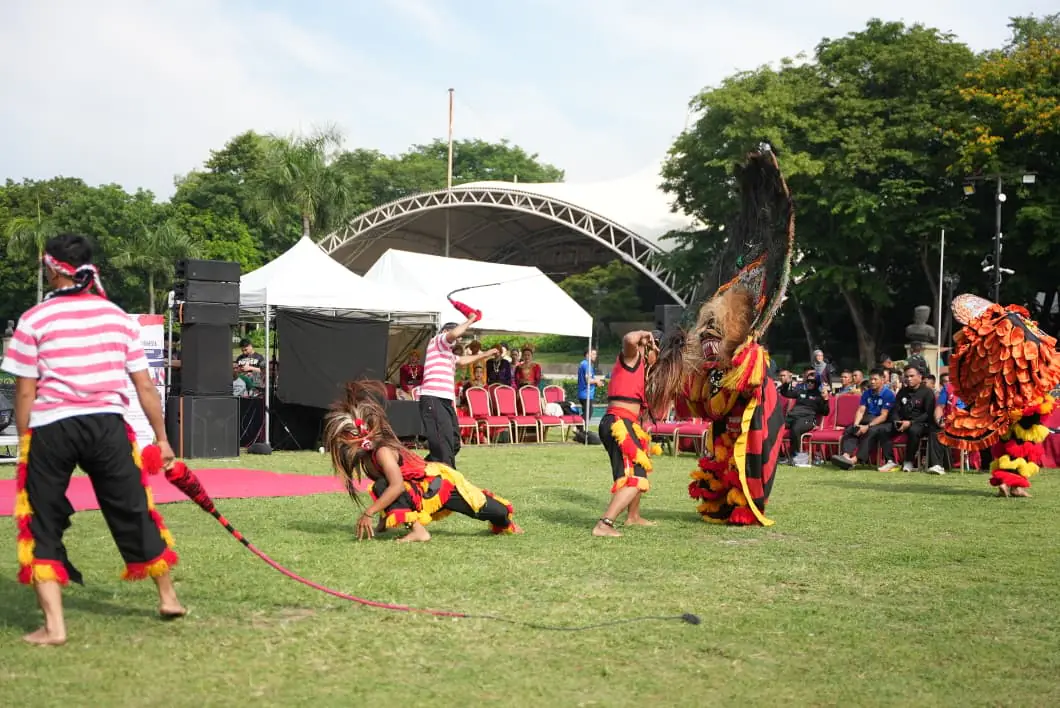 Perkuat Diplomasi Maritim dan Budaya, KRI Bima Suci Eratkan Persahabatan Indonesia–Filipina