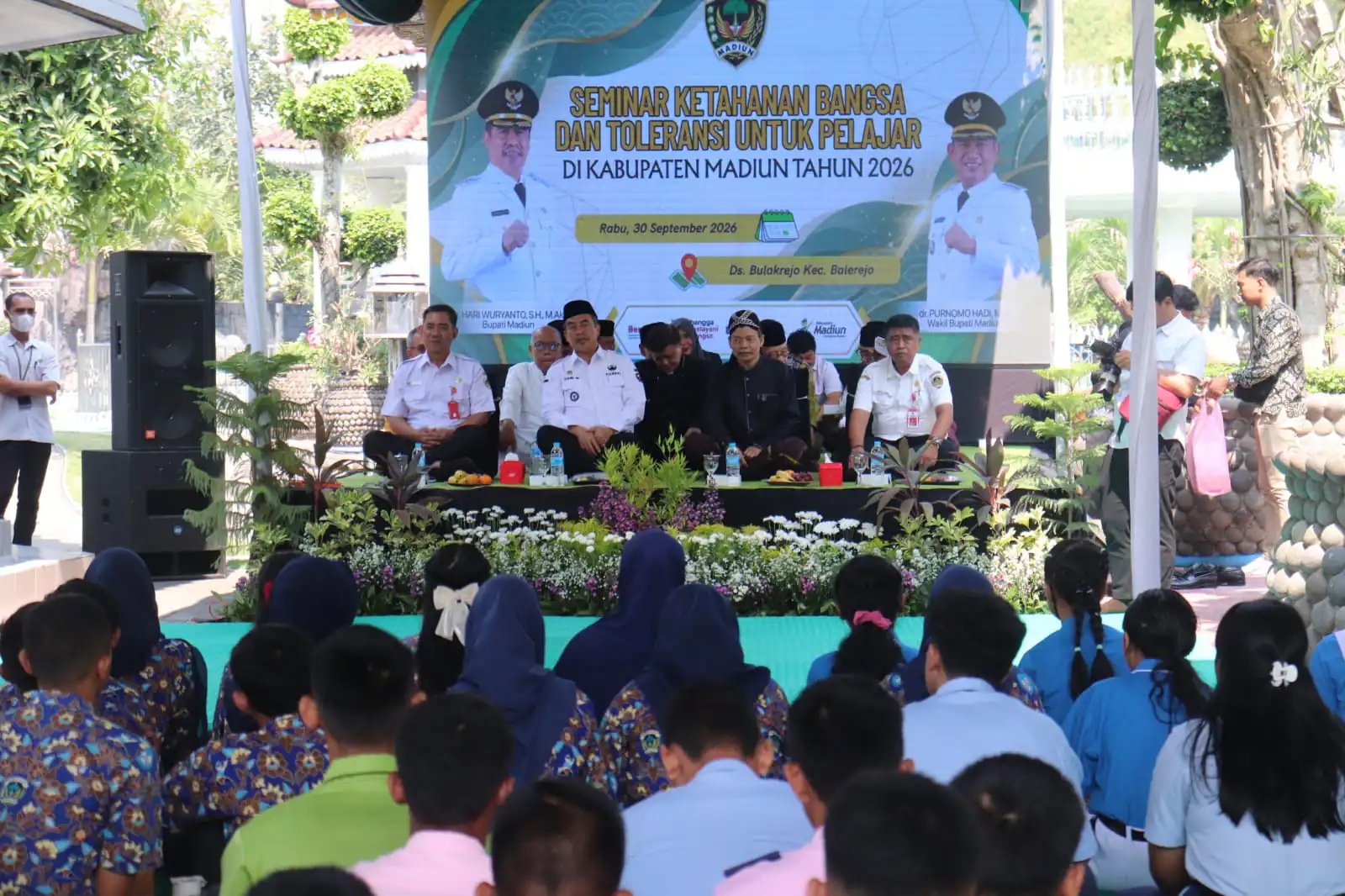 Seminar Ketahanan Bangsa dan Toleransi untuk Pelajar, Bupati Madiun: “Pelajaran Adab Itu Nomor Satu”