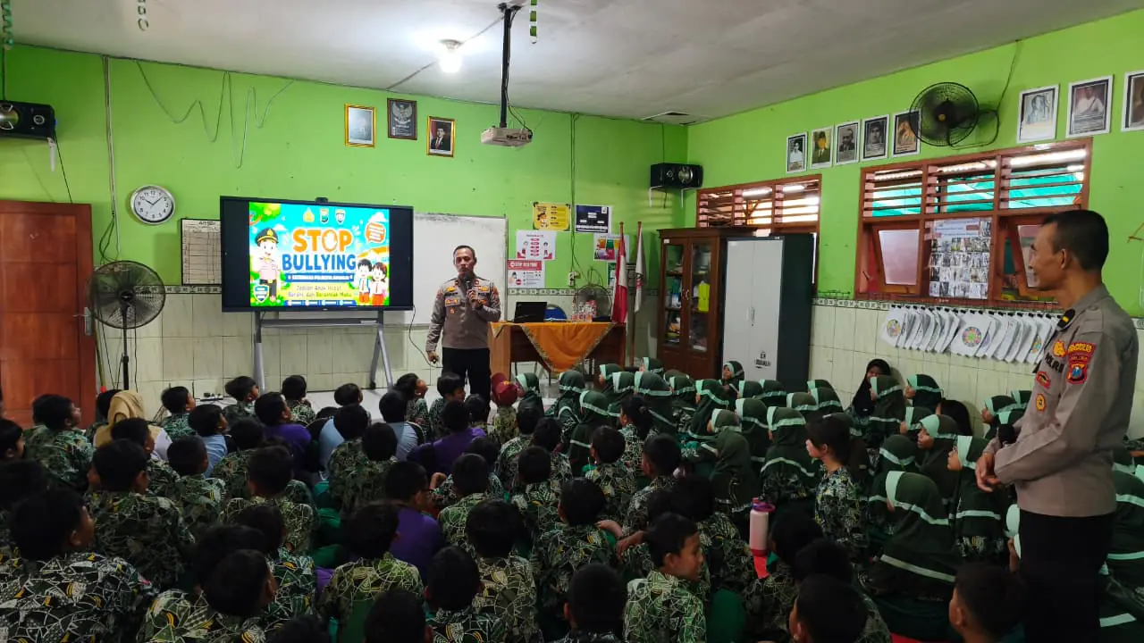 Polresta Sidoarjo Edukasi Anti Bullying Pelajar SDN Jimbaran Kulon