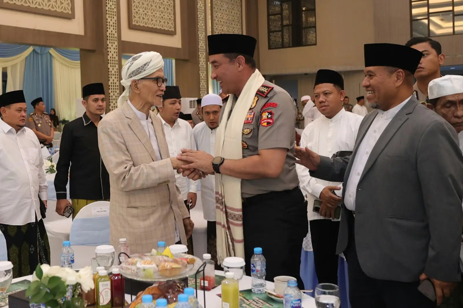 Silaturahmi dengan Ulama se-Jatim, Kapolri Ajak Perkuat Sinergi Jaga Kamtibmas
